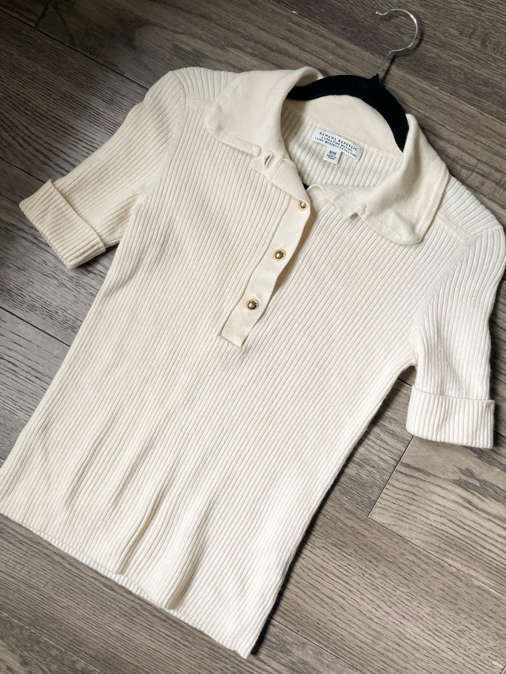 Banana Republic • Fuzzy Wool Short Sleeve Collar Knit Ivory White Sweater • M